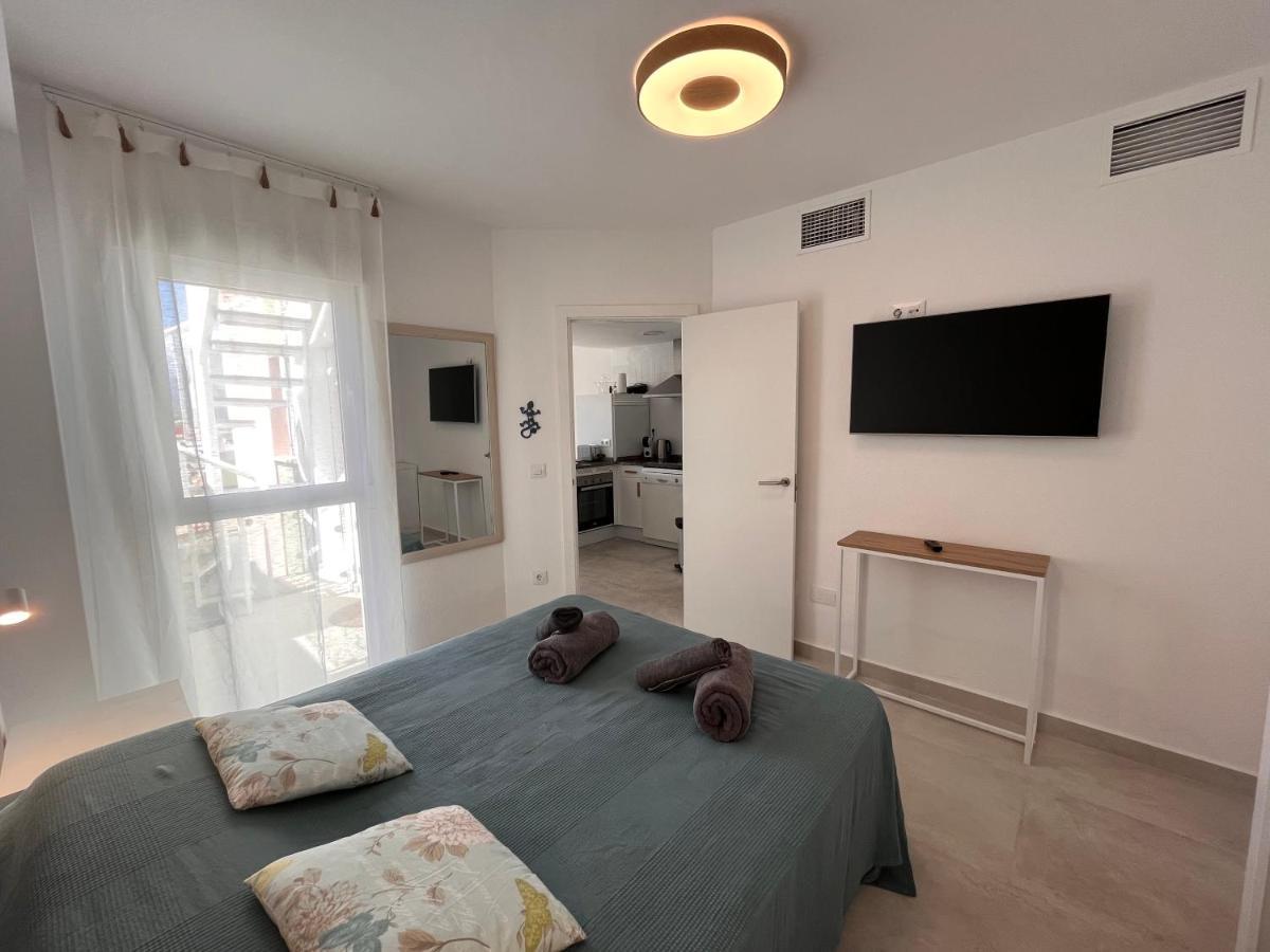 Atico Helena Con Solarium Y Jacuzzi Privado En Laguna Beach Vera Exteriér fotografie